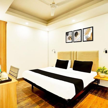 Super Townhouse Sector 104 Noida 호텔 외부 사진