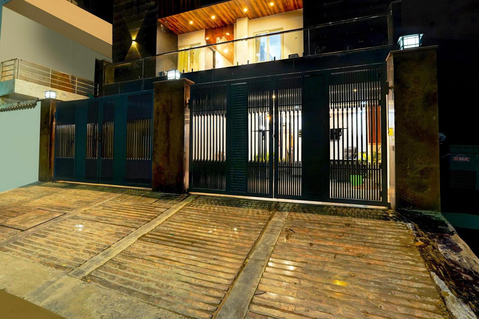 Super Townhouse Sector 104 Noida 호텔 외부 사진