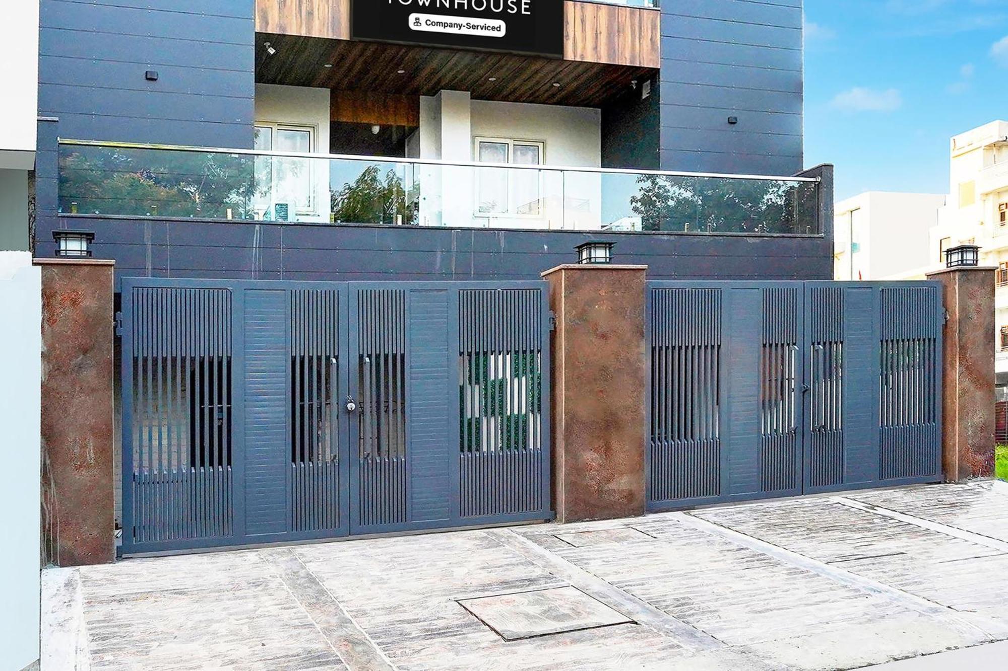 Super Townhouse Sector 104 Noida 호텔 외부 사진
